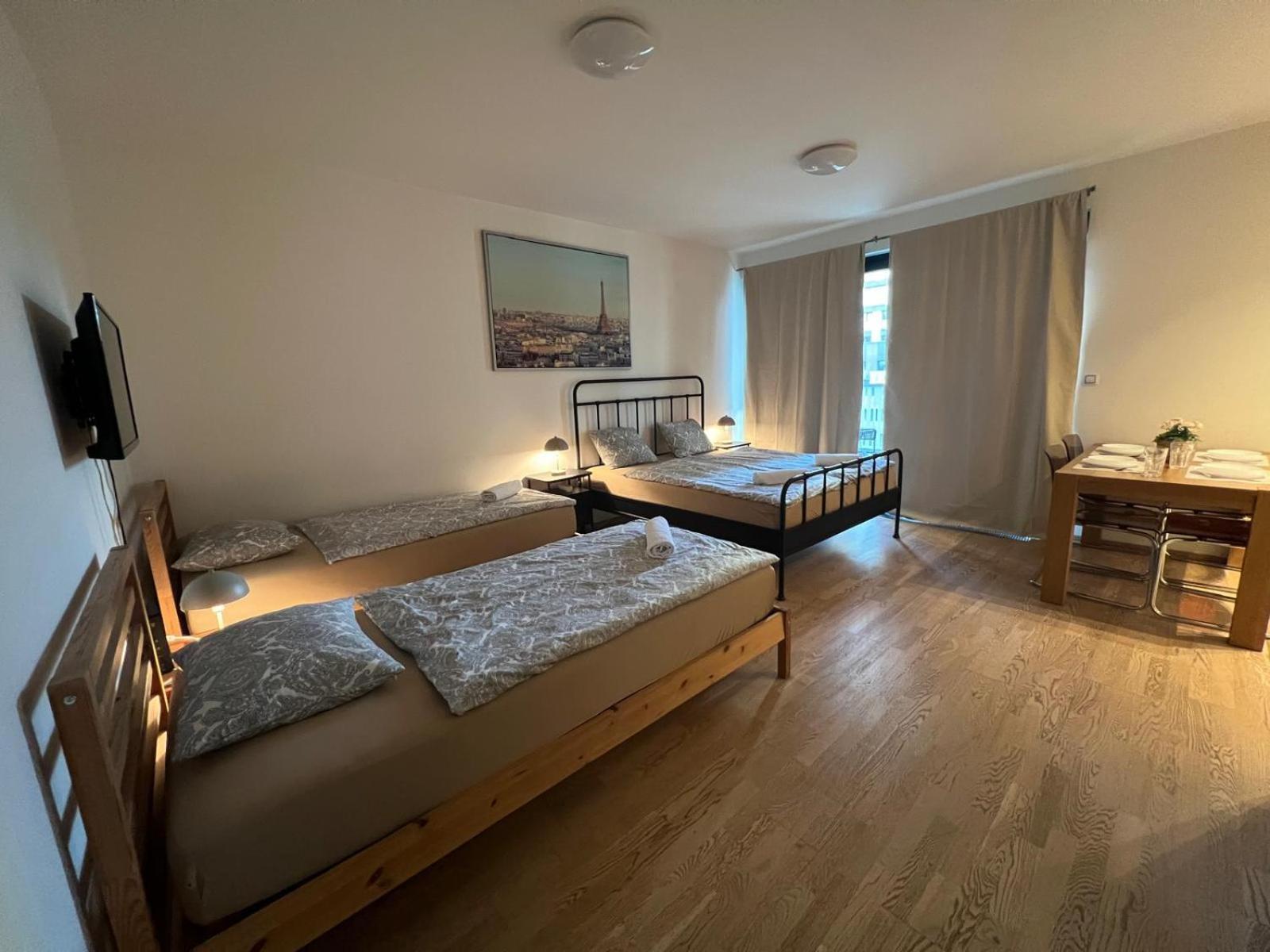 Apartments In Residence Garden Towers — Photos 1